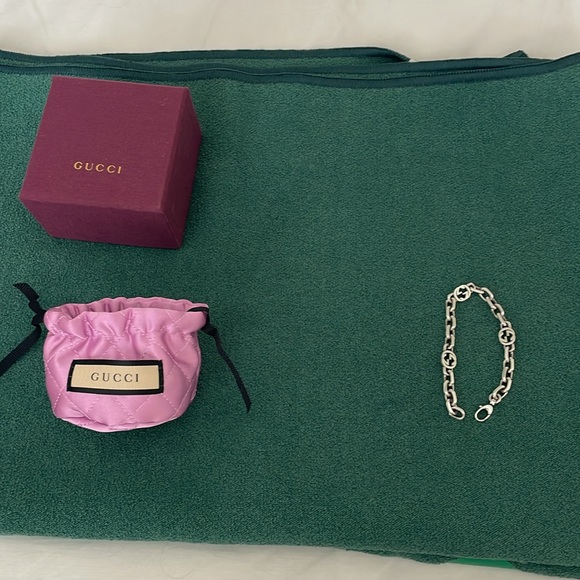 Authentic Gucci bracelet with bag and box - Picture 7 of 7